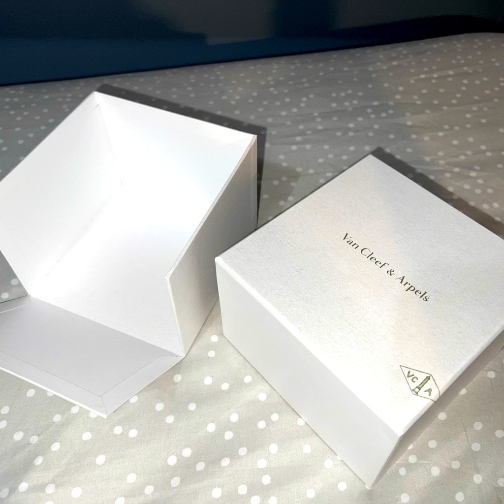 Van Cleef & Arpels Box